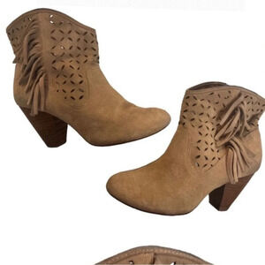 Jessica Simpson ankle suede fringe booties. New